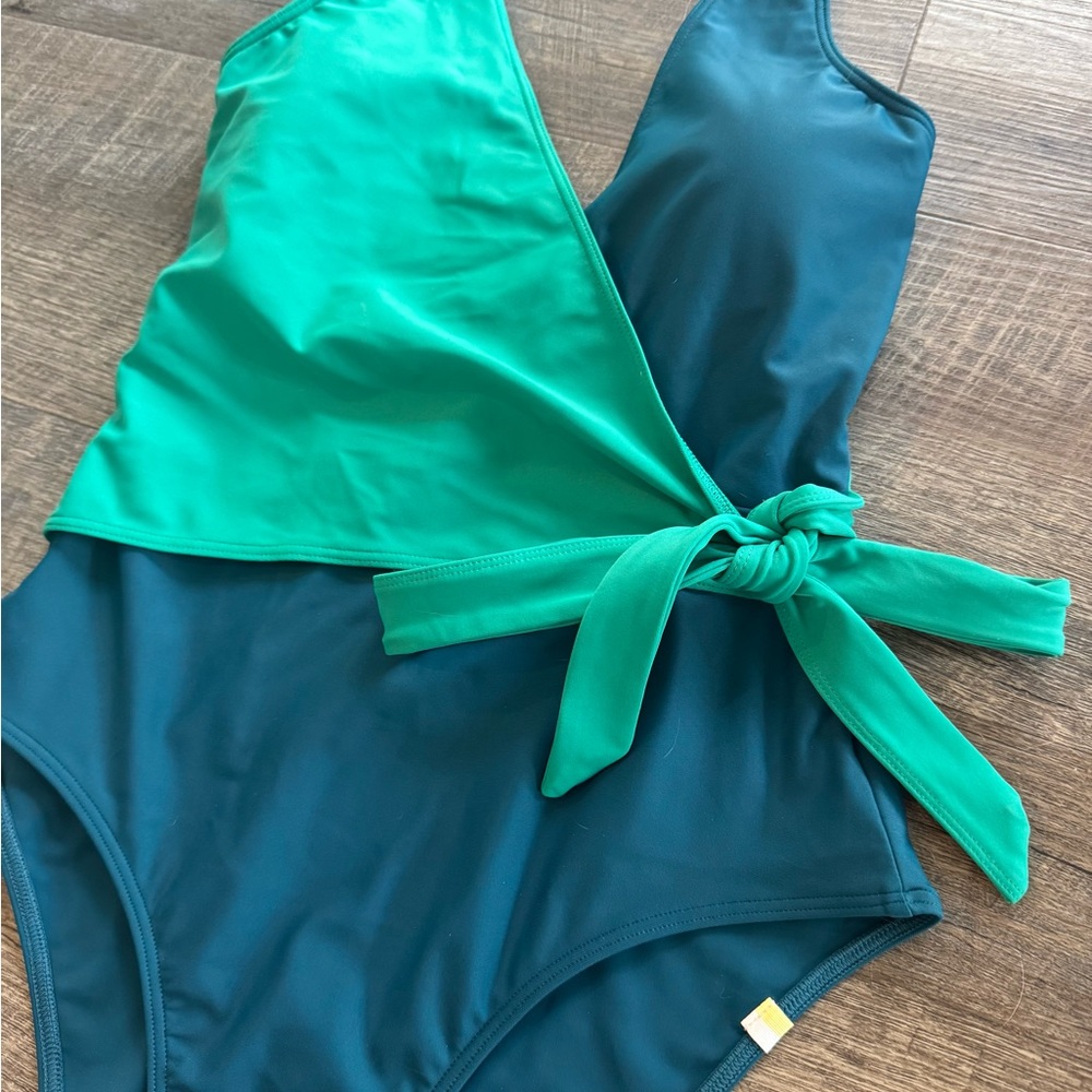 NWT Summersalt The Perfect Wrap One-Piece - Picture 6 of 6